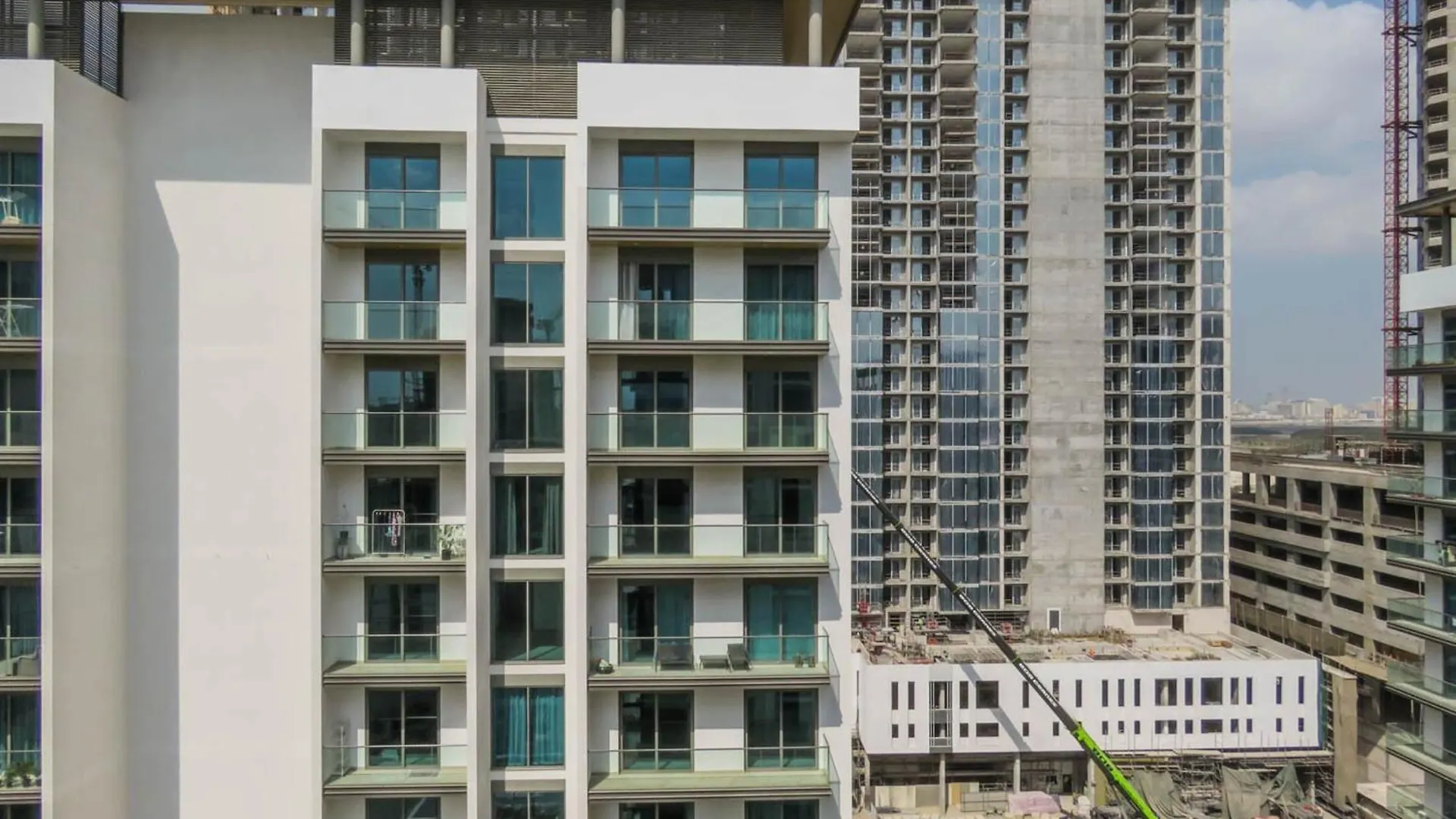 Oyo 755 Home Sobha Greens Dubai